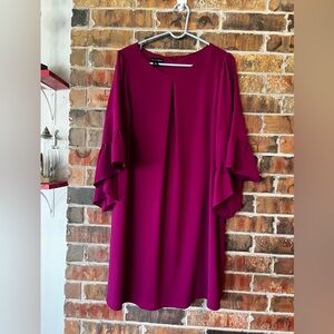 I.N. STUDIO Women’s mulberry shift dress with flounce sleeves Size:14